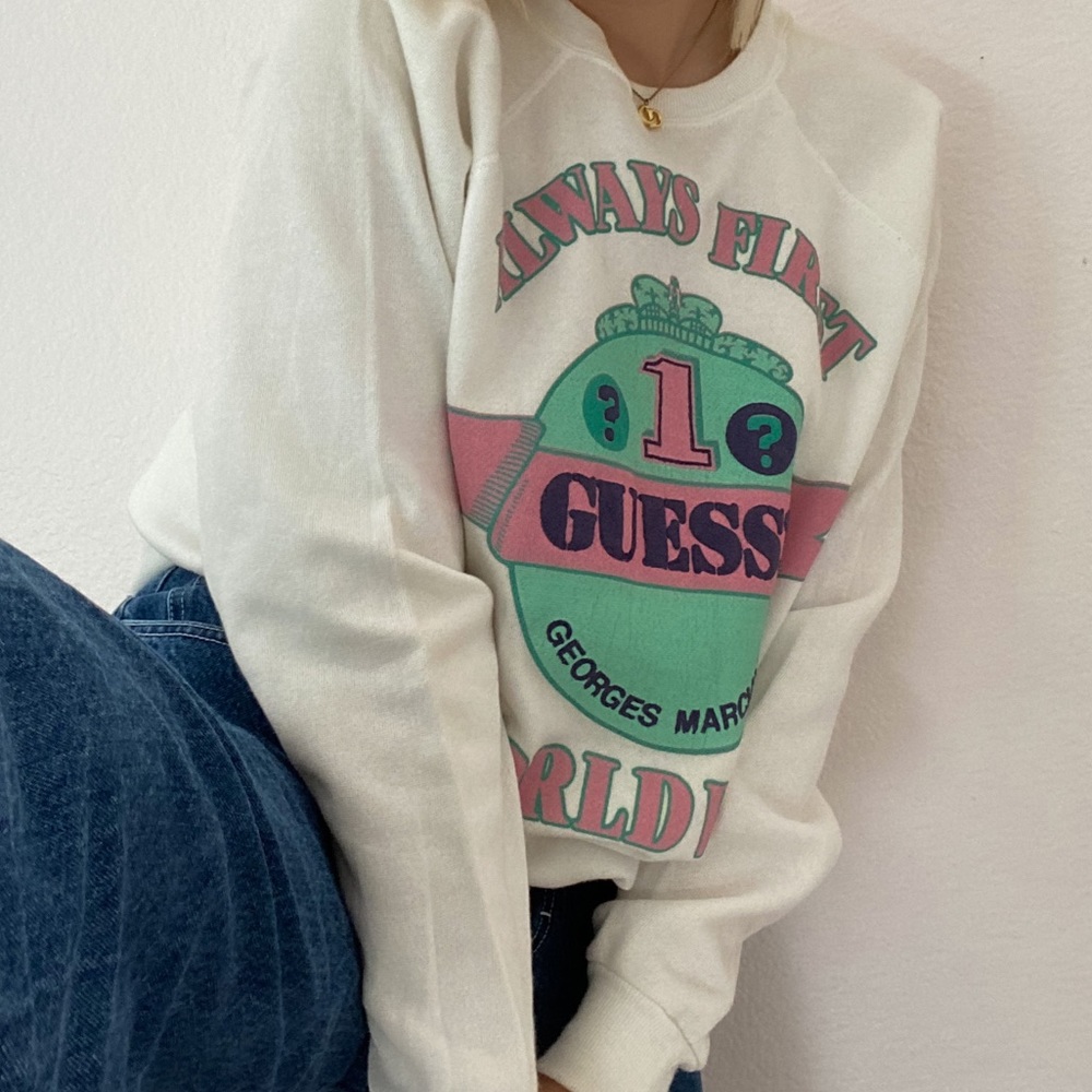 Vintage guess sweatshirt!
